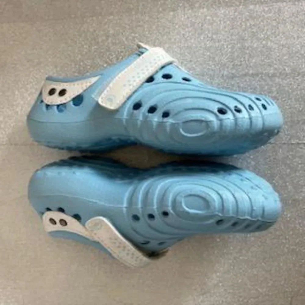 Doggers Ultralite Shoes Toddler Size 5 6 Light Blue White Slip on Beach Water